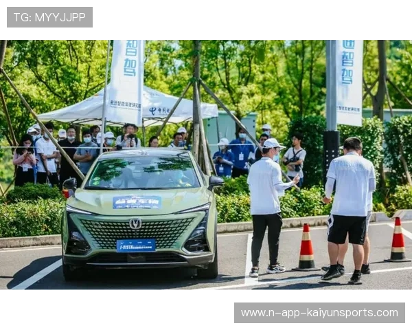 专家提醒:业余铁三选手应循序渐进,不宜盲目报高难度组别 专家提醒:业余铁三选手应循序渐进,不宜盲目报高难度组别